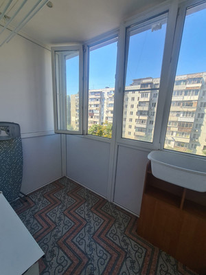 Продам двухкомнатную (2-комн.) квартиру, Орбитальная ул, 70/3, Ростов-на-Дону г