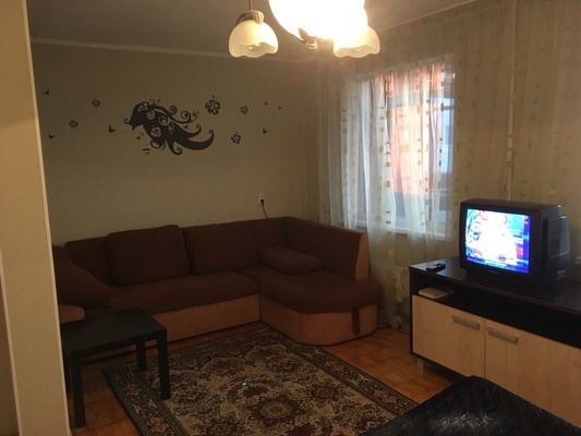 Сдам однокомнатную (1-комн.) квартиру, 3-й мкр, 1, Нягань г
