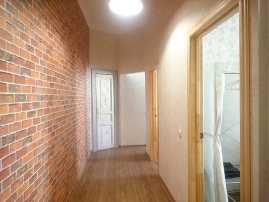 Сдам трехкомнатную (3-комн.) квартиру, Кирилловская ул, 18, Санкт-Петербург г