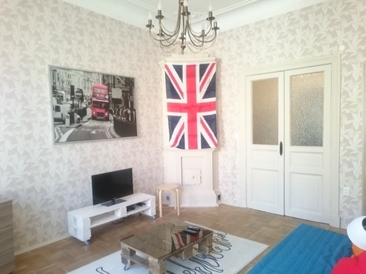 Сдам трехкомнатную (3-комн.) квартиру, Кирилловская ул, 18, Санкт-Петербург г