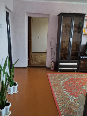 Продам трехкомнатную (3-комн.) квартиру, Ленина ул, 100, Волгодонск г