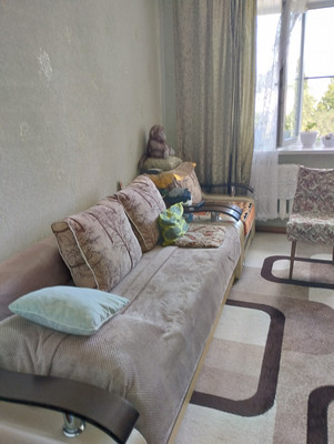 Продам трехкомнатную (3-комн.) квартиру, Ленина ул, 100, Волгодонск г