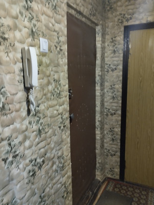 Продам трехкомнатную (3-комн.) квартиру, Ленина ул, 100, Волгодонск г