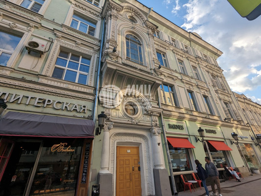 Продам гостиницу 206 м2, Петровка ул, 19с1, Москва г