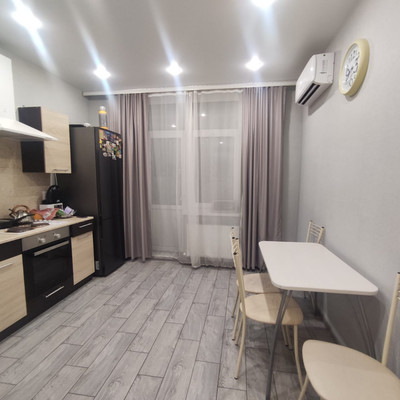Продам однокомнатную (1-комн.) квартиру, им. Героя Николая Шевелёва ул, 3к1, Краснодар г