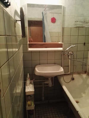 Продам трехкомнатную (3-комн.) квартиру, Шипиловская ул, 25к1, Москва г