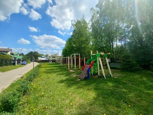 Продам в поселке Family Club, Дружбы (Золотые купола мкр) ул, 291, Голиково д, 12 км от города