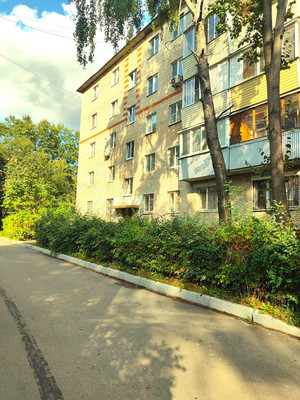 Продам трехкомнатную (3-комн.) квартиру, Филиппова ул, 8, Подольск г