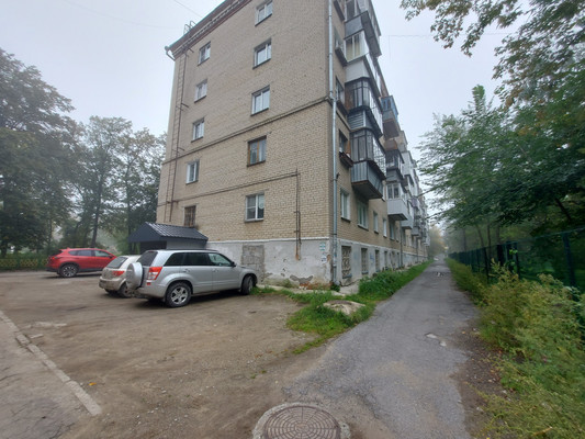 Продам торговое помещение 91,4 м2, Менделеева ул, 9, Миасс г