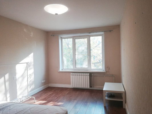 Сдам однокомнатную (1-комн.) квартиру, Лосевская ул, 1к4, Москва г