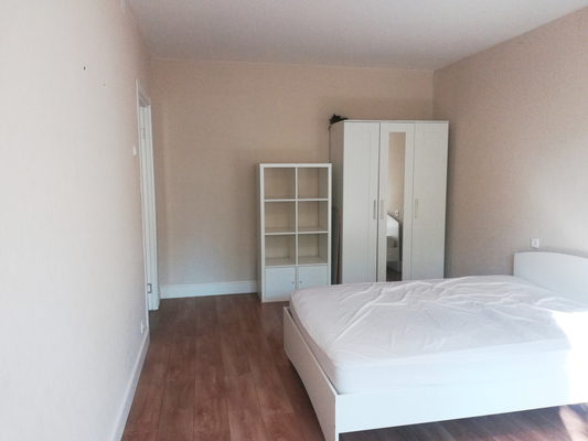 Сдам однокомнатную (1-комн.) квартиру, Лосевская ул, 1к4, Москва г