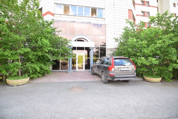 Продам офисное помещение 449,8 м2, Токарей ул, 24, Екатеринбург г