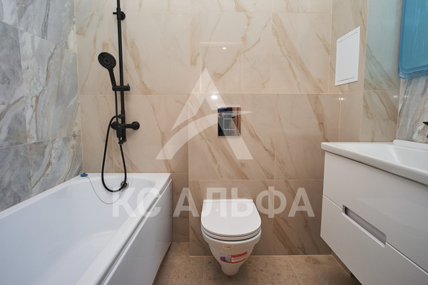Продам двухкомнатную (2-комн.) квартиру, Папанина ул, 38к1, Сыктывкар г