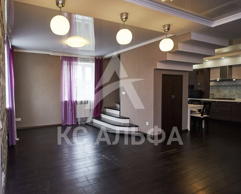 Продам многокомнатную квартиру, Октябрьский пр-кт, 138/1, Сыктывкар г