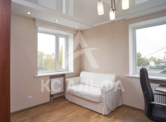 Продам многокомнатную квартиру, Октябрьский пр-кт, 138/1, Сыктывкар г