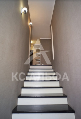 Продам многокомнатную квартиру, Октябрьский пр-кт, 138/1, Сыктывкар г