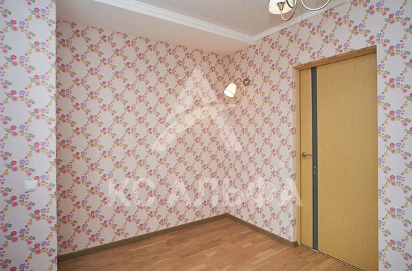 Продам многокомнатную квартиру, Октябрьский пр-кт, 138/1, Сыктывкар г