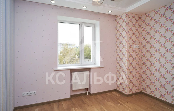 Продам многокомнатную квартиру, Октябрьский пр-кт, 138/1, Сыктывкар г