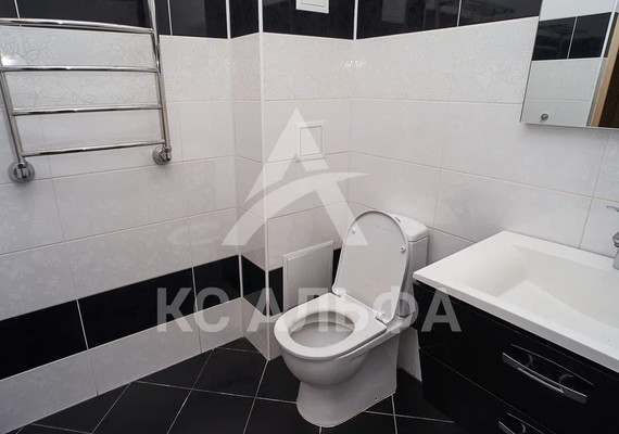 Продам многокомнатную квартиру, Октябрьский пр-кт, 138/1, Сыктывкар г