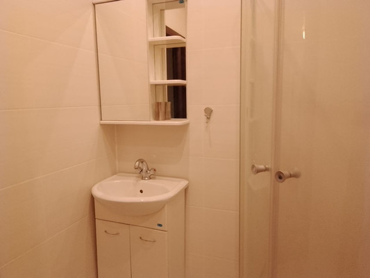 Продам трехкомнатную (3-комн.) квартиру, Милашенкова ул, 12б, Москва г