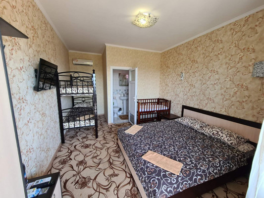 Продам дом, Карлеутская ул, 12, Межводное с, 0 км от города