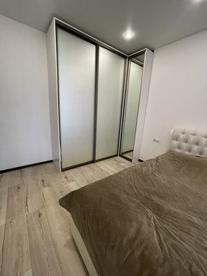 Продам двухкомнатную (2-комн.) квартиру, Баки Урманче ул, 6, Казань г