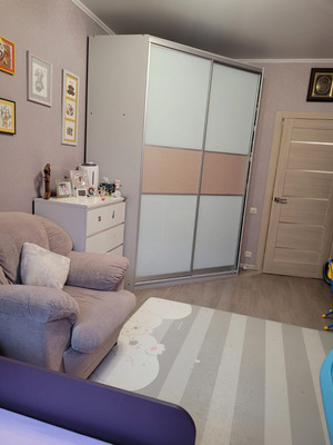 Продам трехкомнатную (3-комн.) квартиру, Сибгата Хакима ул, 41, Казань г