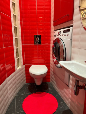 Продам многокомнатную квартиру, Десятинная ул, 3, Великий Новгород г