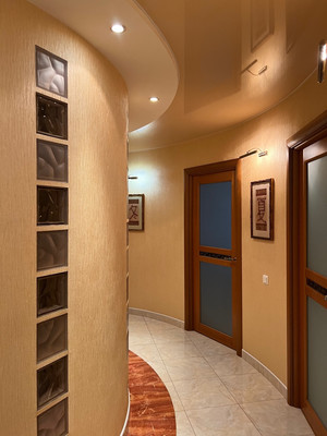 Продам многокомнатную квартиру, Десятинная ул, 3, Великий Новгород г