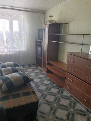 Продам двухкомнатную (2-комн.) квартиру, Карбышева ул, 17, Казань г