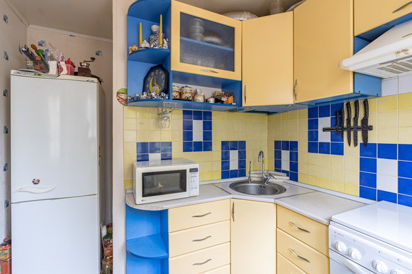 Продам трехкомнатную (3-комн.) квартиру, Восстания ул, 51, Казань г