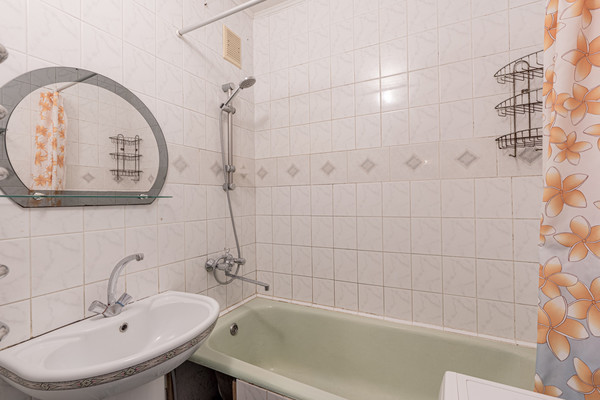 Продам многокомнатную квартиру, Академика Завойского ул, 3, Казань г
