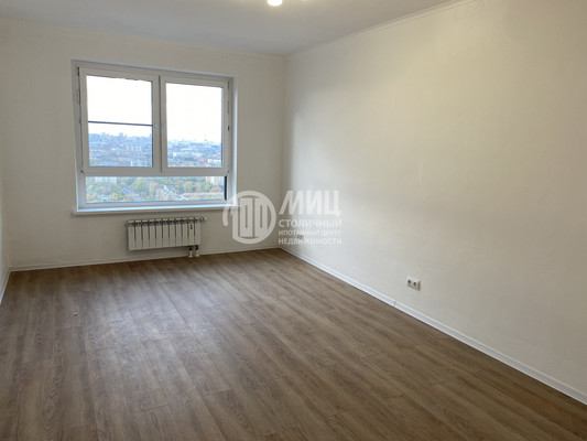 Продам трехкомнатную (3-комн.) квартиру, Михайлова ул, 30Ак1, Москва г