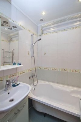 Сдам двухкомнатную (2-комн.) квартиру, Маслова ул, 2, Тайга г