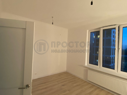 Продам однокомнатную (1-комн.) квартиру, Маргелова ул, 3к3, Москва г