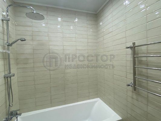 Продам однокомнатную (1-комн.) квартиру, Маргелова ул, 3к3, Москва г