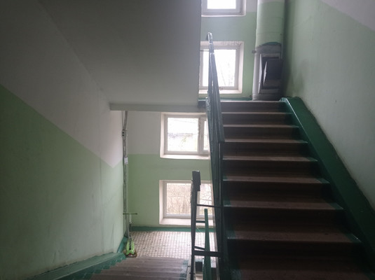 Продам трехкомнатную (3-комн.) квартиру, Дмитровская ул, 38, Базарово д