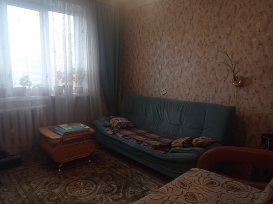 Продам трехкомнатную (3-комн.) квартиру, Дмитровская ул, 38, Базарово д