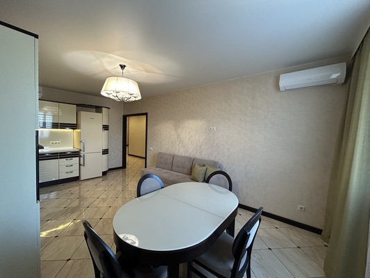 Сдам трехкомнатную (3-комн.) квартиру, Первомайский пр-кт, 76к3, Рязань г