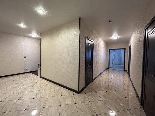 Продам трехкомнатную (3-комн.) квартиру, Первомайский пр-кт, 76к3, Рязань г