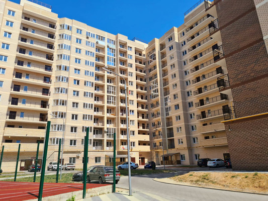 Продам однокомнатную (1-комн.) квартиру, Красина ул, 53к4, Цемдолина с