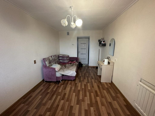 Продам комнату в 4-комн. квартире, Заводской пр-кт, 36, Колпино г