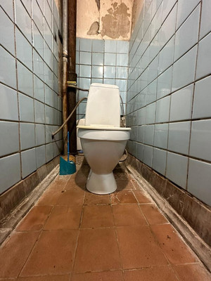 Продам комнату в 4-комн. квартире, Заводской пр-кт, 36, Колпино г