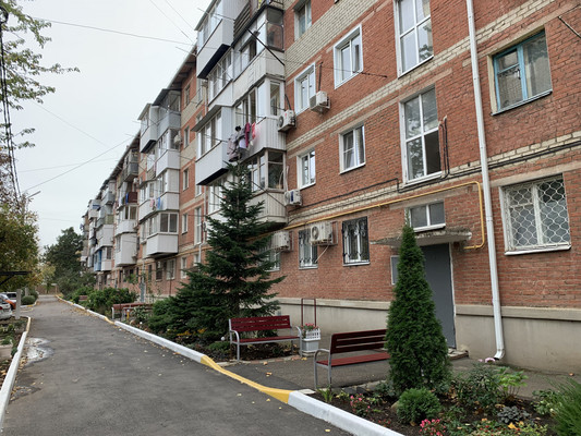 Продам трехкомнатную (3-комн.) квартиру, Рашпилевская ул, 331, Краснодар г