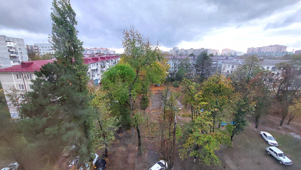 Продам двухкомнатную (2-комн.) квартиру, Гидростроителей ул, 37, Краснодар г