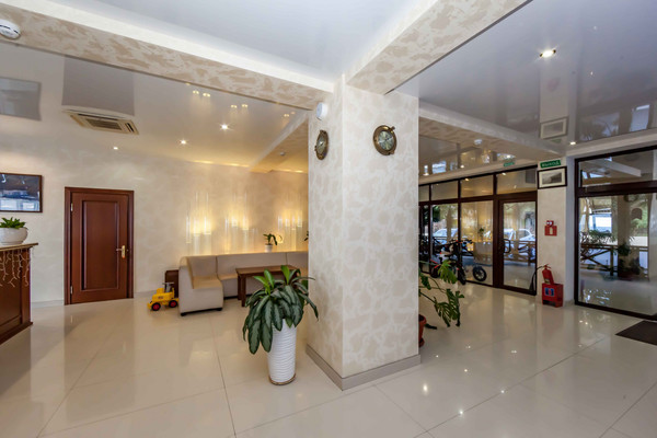 Продам гостиницу 1 955 м2, Набережная ул, 29, Алушта г