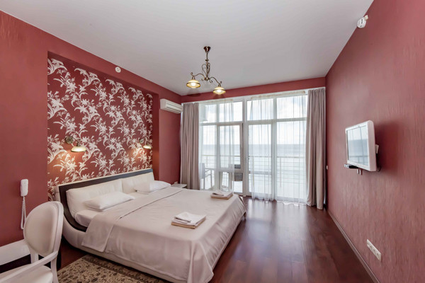 Продам гостиницу 1 955 м2, Набережная ул, 29, Алушта г