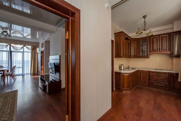 Продам гостиницу 1 955 м2, Набережная ул, 29, Алушта г