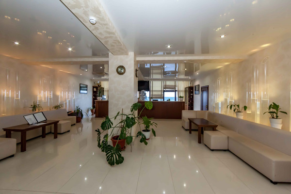 Продам гостиницу 1 955 м2, Набережная ул, 29, Алушта г