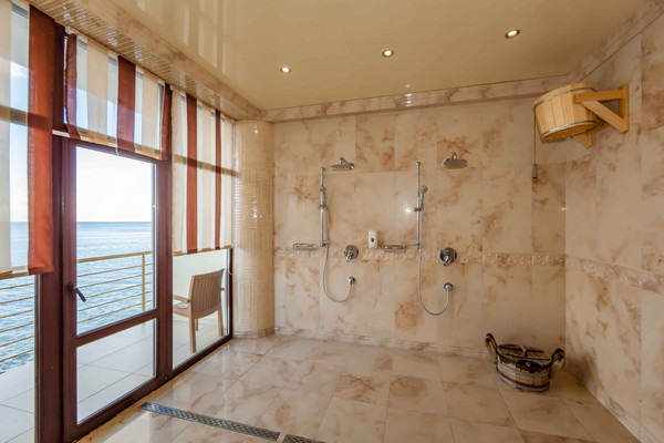 Продам гостиницу 1 955 м2, Набережная ул, 29, Алушта г